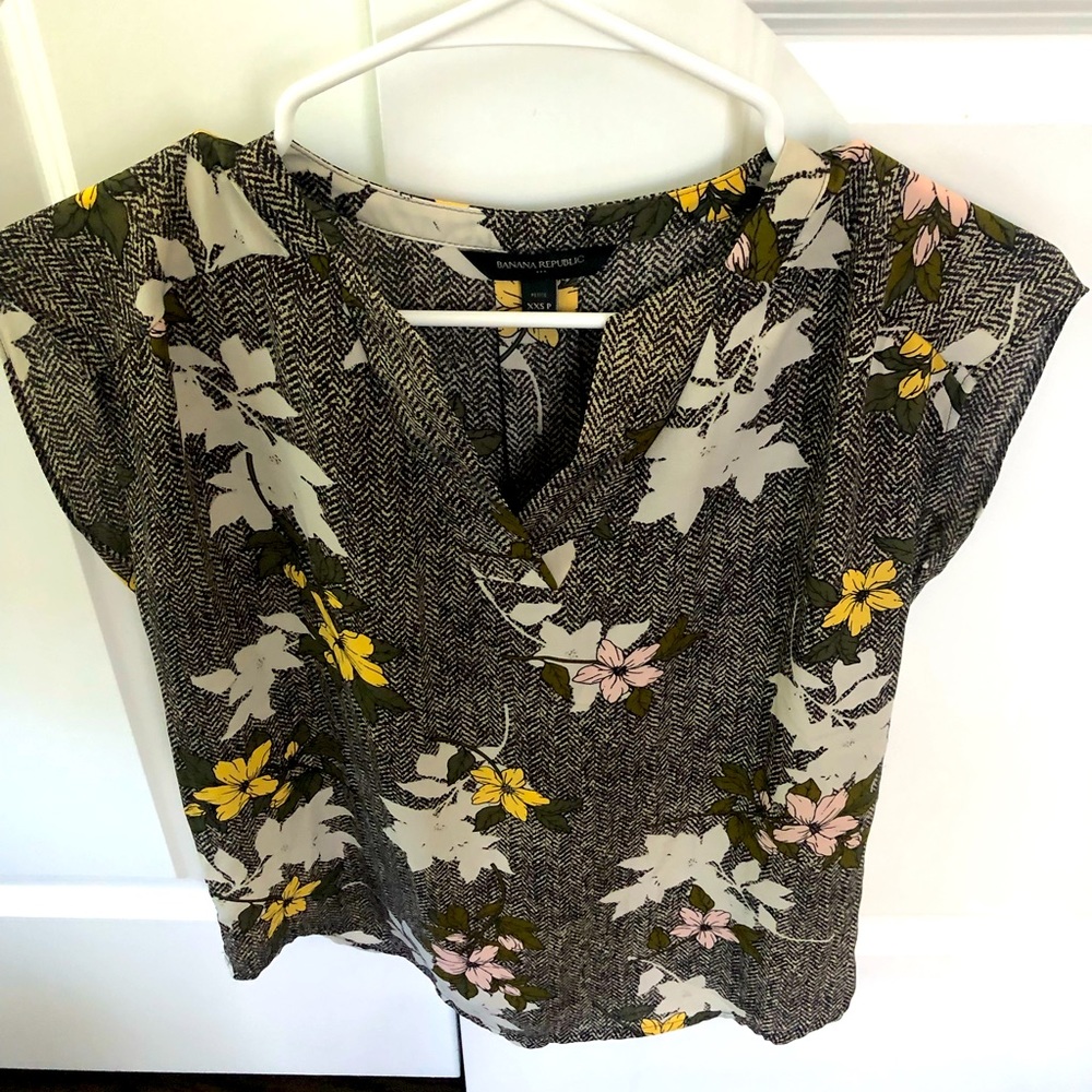 Banana Republic Top